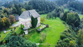 Schloss Moosburg Gästehaus Moosburg in Kärnten